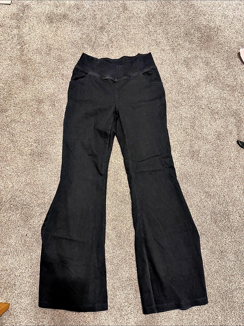 Halara cross front pull on pants stretchy fabric